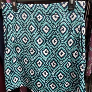 Flowy moisture wicking skort size M